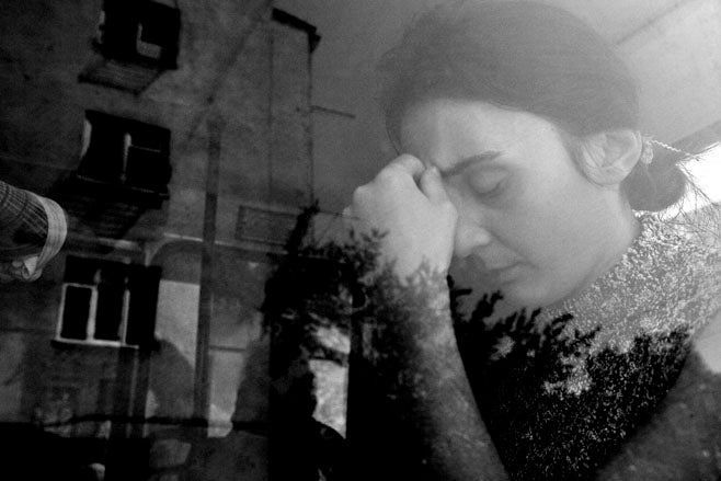 После почти недельного укрытия в подвале в родном селении, вынужденная покинуть свой дом грузинка прибыла в Гори, 18 августа 2008 г.