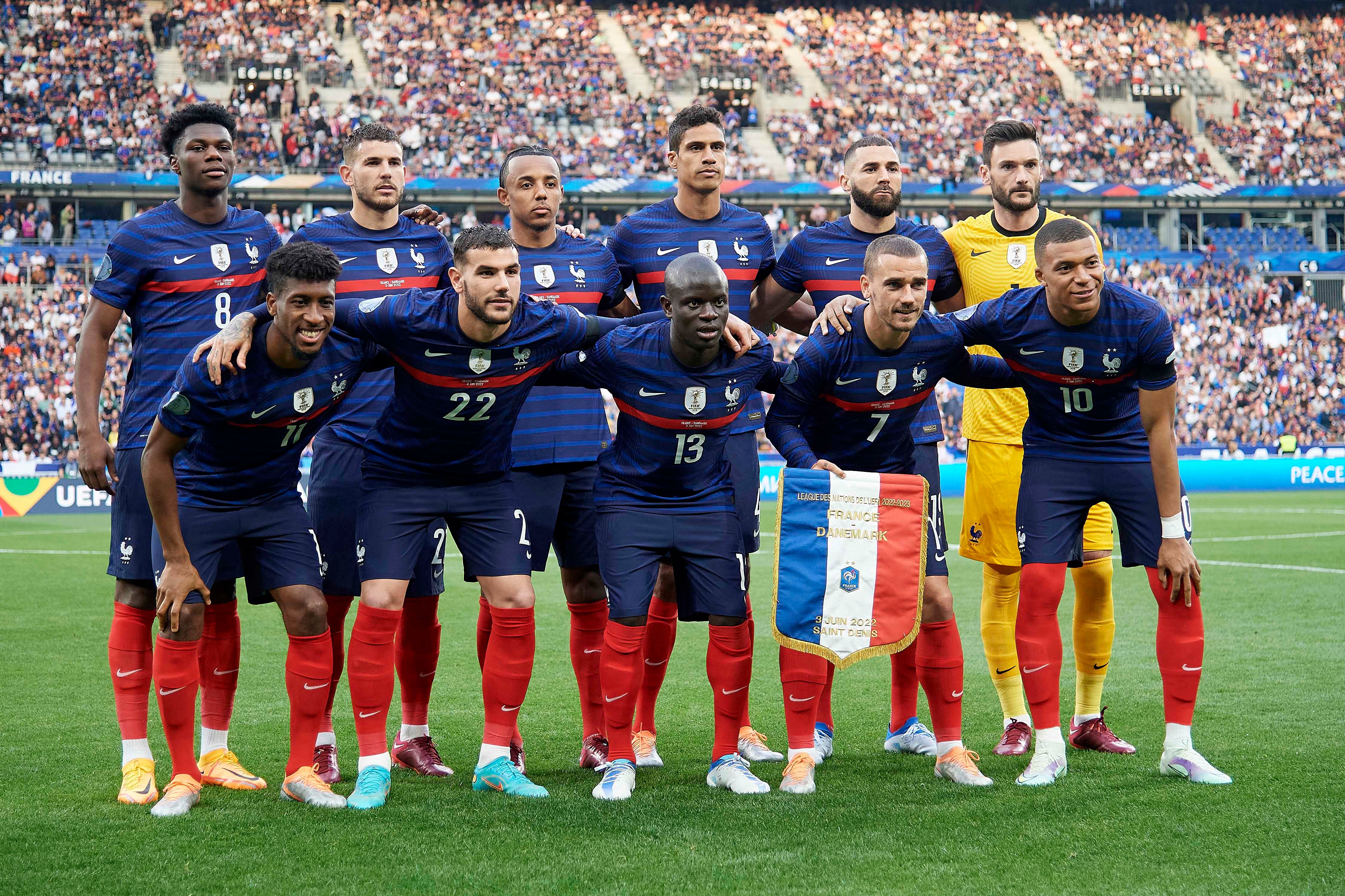 لاعبو المنتخب الوطني الفرنسي لكرة القدم