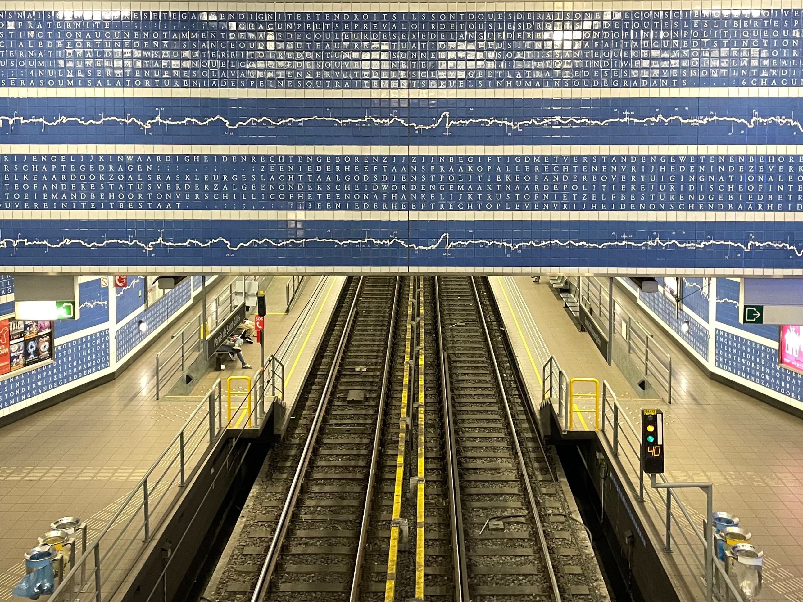 L'arrêt de tram Parvis de Saint Gilles à Bruxelles, Belgique, le 10 décembre 2024.