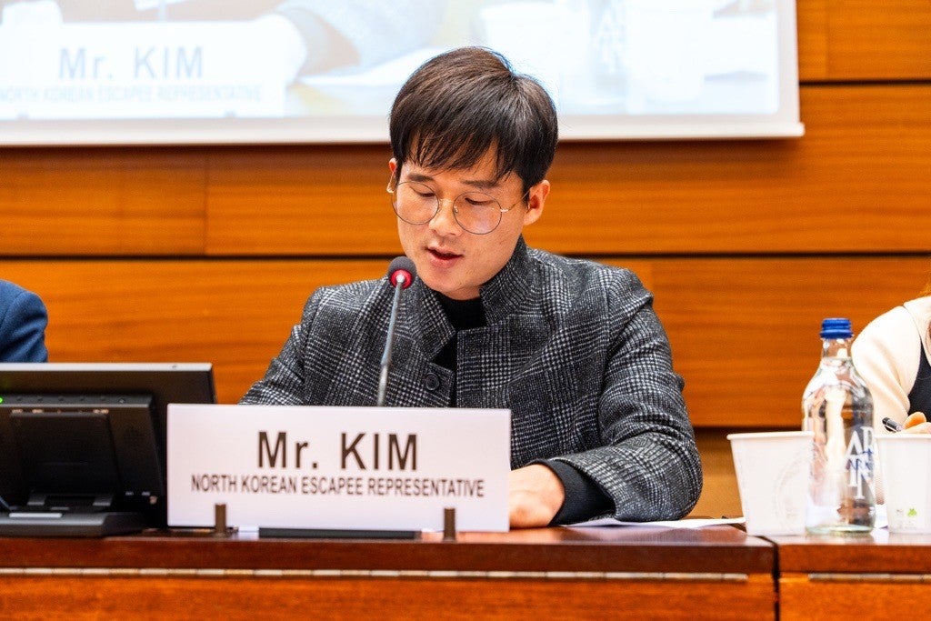 Kim Il Hyuk, un homme nord-coréen ayant fui ce pays, s'exprimait lors de la 55ème session du Conseil des droits de l'homme des Nations Unies à Genève, le 15 mars 2024. 