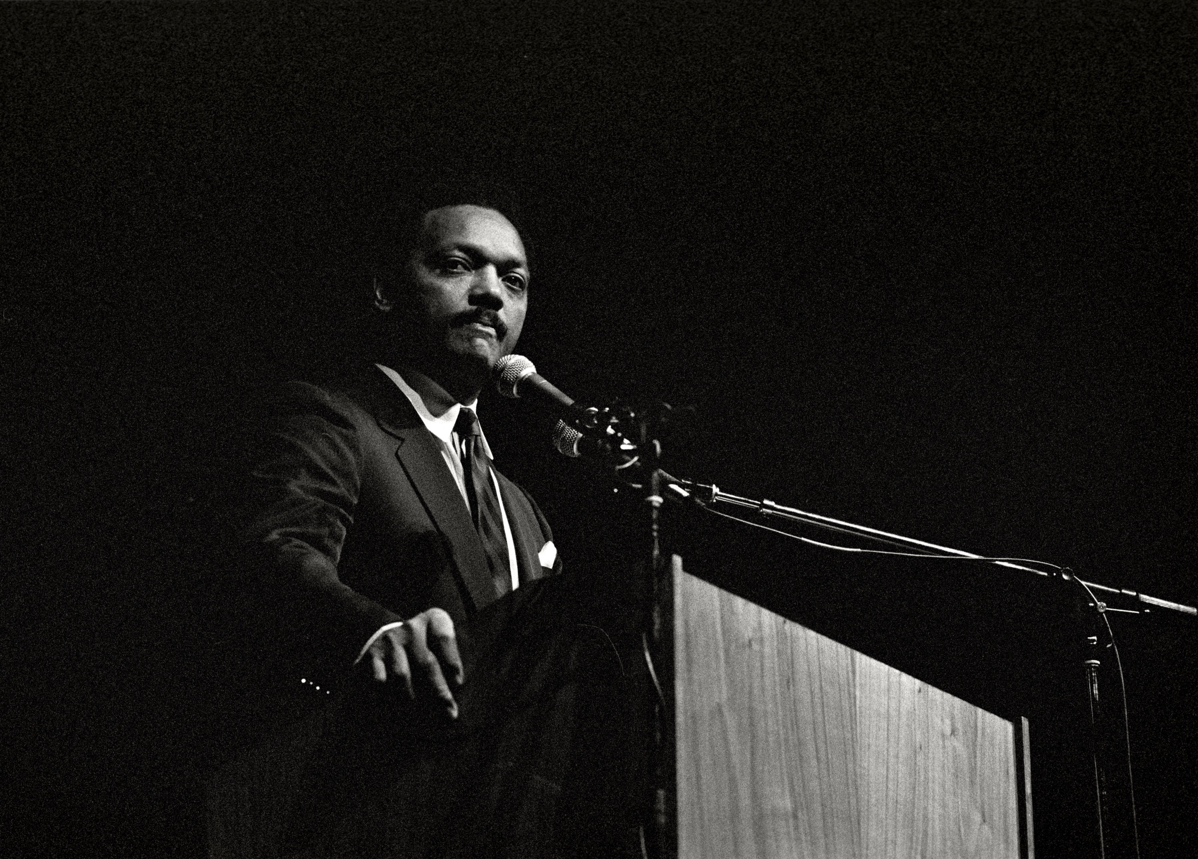 Reverend Jesse Jackson speaks to a Democratic gathering at the Cheyenne Civic Center in Cheyenne, Wyoming, April 20, 1989.