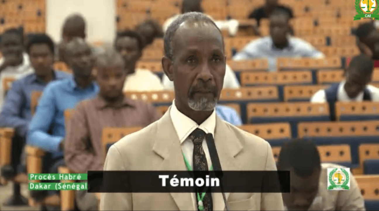 Professor Zakaria Fadoul Khidir testifying before the Extraordinary African Chambers