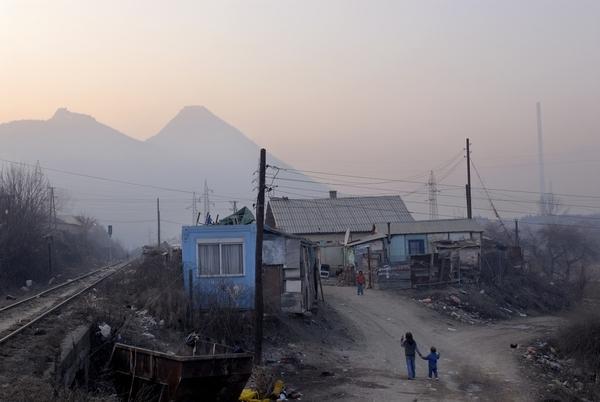 The Cesmin Lug camp in northern Mitrovica had very high levels of lead contamination. 