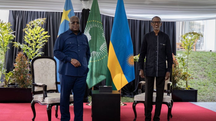 Democratic Republic of Congo President Felix Tshisekedi (L) and Rwandan President Paul Kagame at the Serena Hotel in Rubavu, Rwanda, on June 25, 2021. 