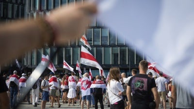 Протест в поддержку белорусского движения за независимость в Варшаве, Польша, 9 августа 2025 года.