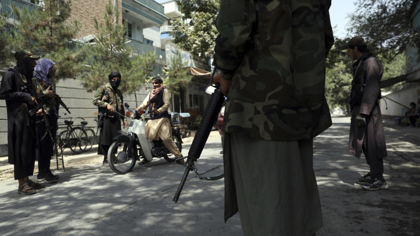 Taliban fighters at checkpoint in Kabul, Afghanistan