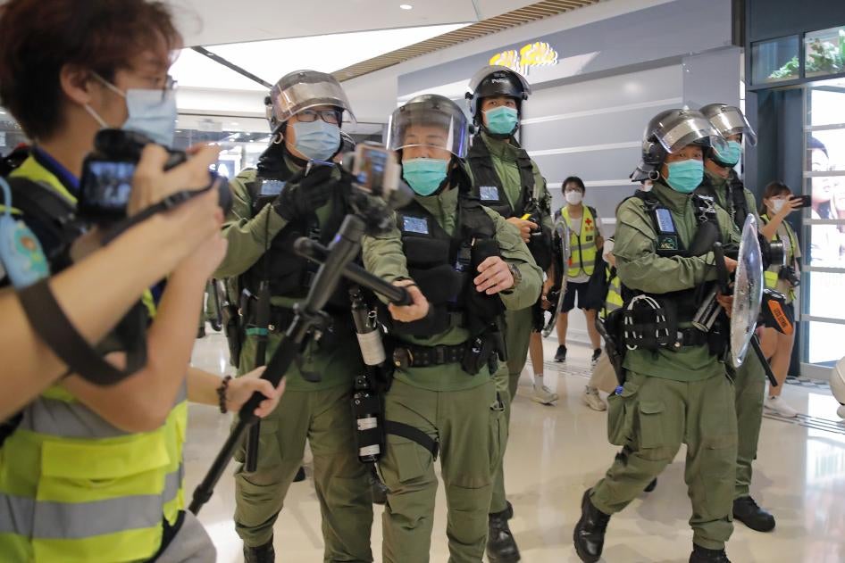 202007asia_china_hong_kong_police