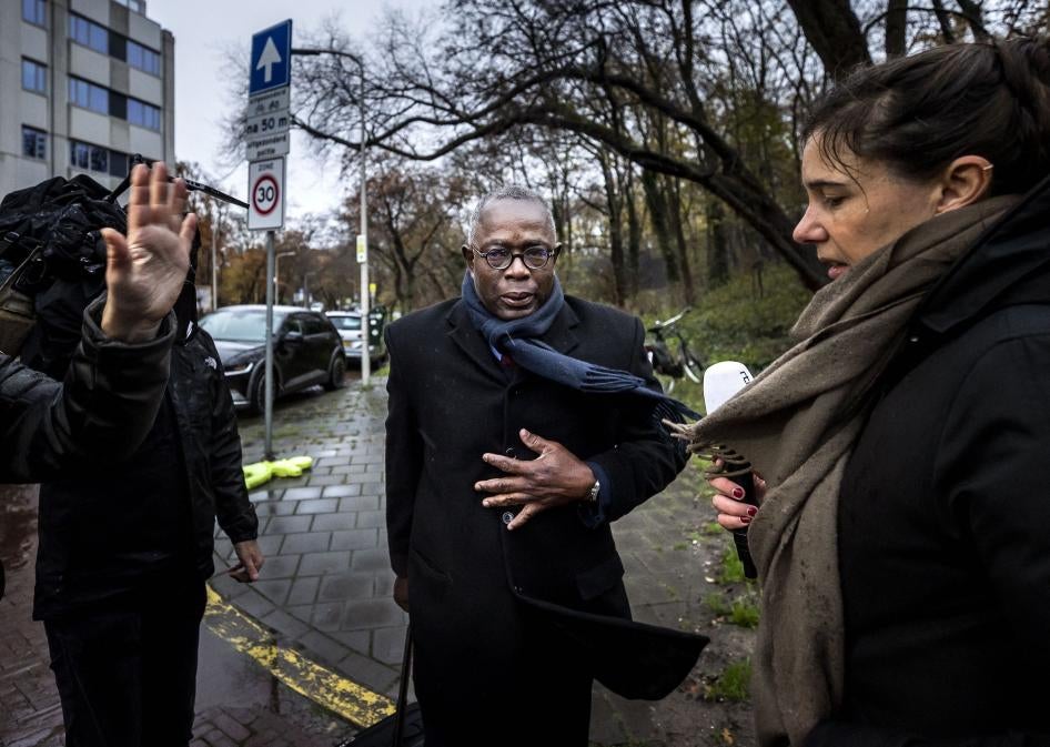 Johan Roozer, of the Suriname National Committee for the Remembrance of Slavery arrives at The Hague.