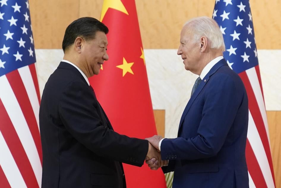 Chinese President Xi Jinping (left) and US President Joe Biden in Nusa Dua, Bali, Indonesia, November 14, 2022.