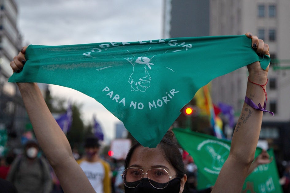 People protest in favor of access to abortion in Mexico, September 29, 2020.