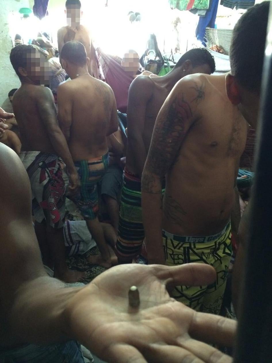 Um preso no Presídio Agente de Segurança Penitenciária Marcelo Francisco de Araújo