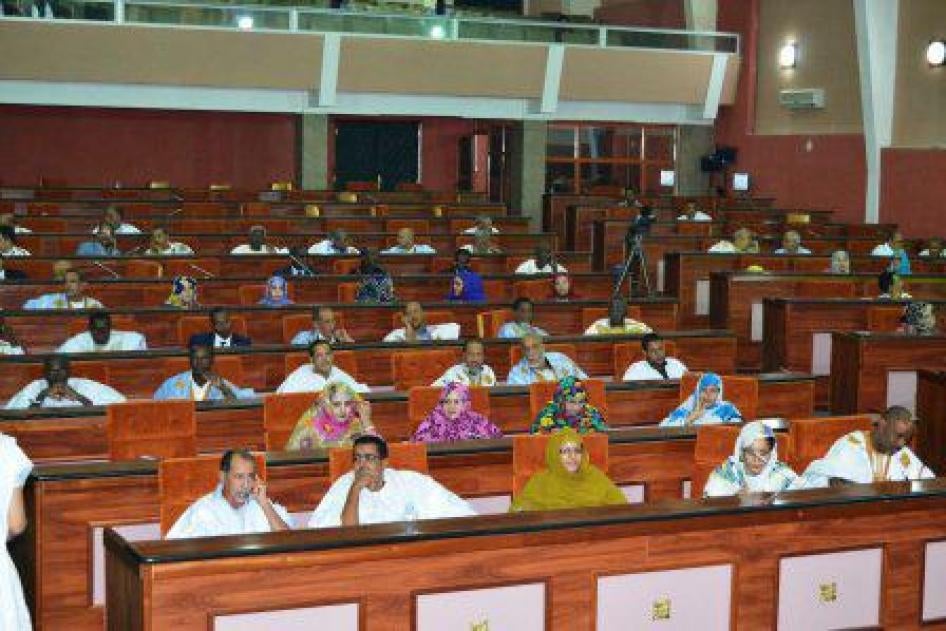 نواب موريتانيون في جلسة للجمعية الوطنية في نواكشوط، موريتانيا. © 2017 الجمعية الوطنية الموريتانية