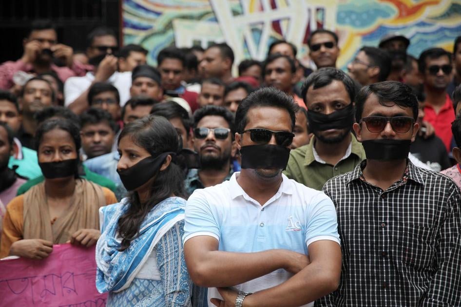 Students protest against the murder of Abrar Fahad, a student at the Bangladesh University of Engineering and Technology, who was allegedly beaten to death by ruling party activists, in Dhaka, October 9, 2019.  