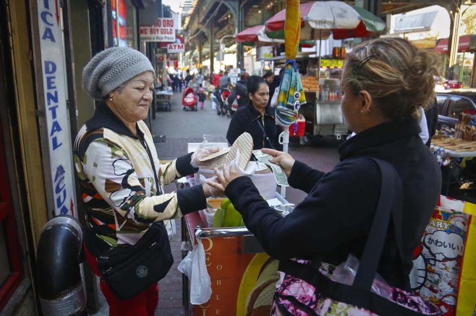 202004bhr_coronavirus_streetvendors