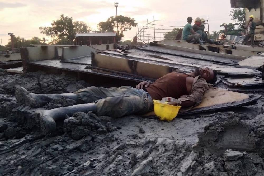 Shipbreaking workers in Bangladesh are not provided with adequate space to safely take rest during 12-hour shifts.