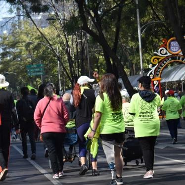 Cientos de personas con discapacidad marchan para pedir ser visibles y por su derecho a ser incluidas en la sociedad, ciudad de México, 2021.