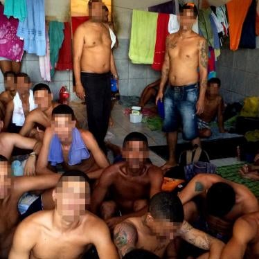 2015AME_Brazil_Prisons_PHOTO