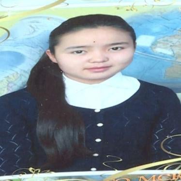 Screenshot from a video showing a photograph of Burulai Turdaaly Kyzy. 