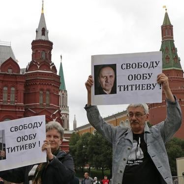 201808europe_russia_titiev_memorial_protest