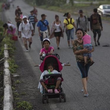 201810us_AsylumSeekers_MotherandChildren