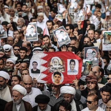 Demonstrations after the death of a young Bahraini after being shot outside the home of the Shiite leader in Bahrain on March 25, 2017. © 2017 Sayed Baqer AlKamel/NurPhoto via Getty Images