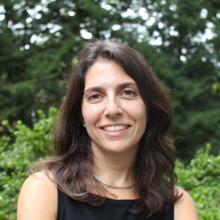 Headshot of Macarena Saez